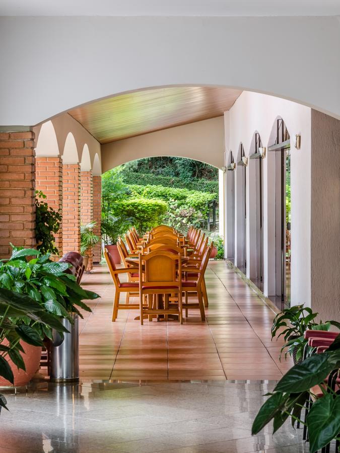 Hotel Recanto Das Hortensias Passa-Quatro Buitenkant foto
